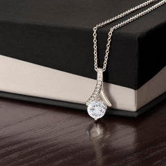 Alluring Beauty necklace
